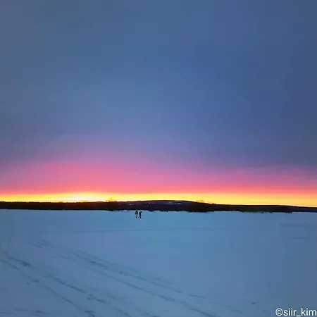 A Cozy Scandinavian In The Center *